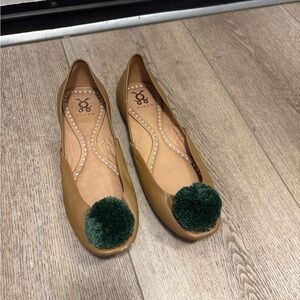 Figue Leather flats shoes with green Pom pom  Size 8